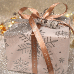 1 cours collectif de tournage (2h) + 1 cours de modelage (2h45)